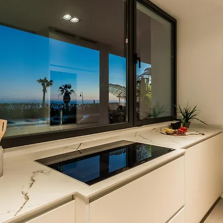 Villa Vacation Marbella I Imare Waterfront, Beachfront Villa, Rooftop Jacuzzi, Indoor Estepona