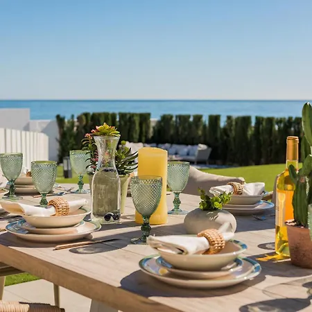 Vacation Marbella I Imare Waterfront, Beachfront Villa, Rooftop Jacuzzi, Indoor * Estepona