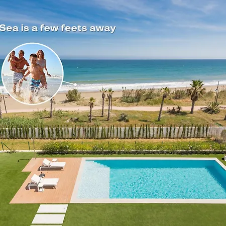 Βίλα Vacation Marbella I Imare Waterfront, Beachfront Villa, Rooftop Jacuzzi, Indoor *