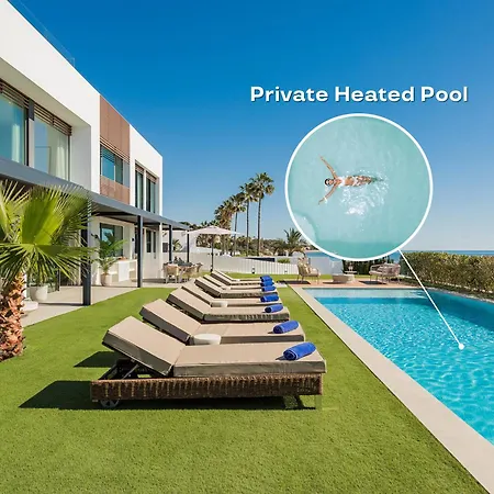 Vacation Marbella I Imare Waterfront, Beachfront Villa, Rooftop Jacuzzi, Indoor Εστεπόνα