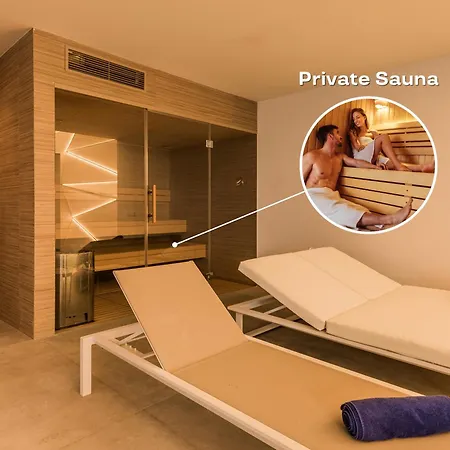 Vacation Marbella I Imare Waterfront, Beachfront Villa, Rooftop Jacuzzi, Indoor Βίλα *