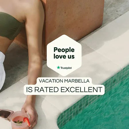 Βίλα Vacation Marbella I Imare Waterfront, Beachfront Villa, Rooftop Jacuzzi, Indoor Εστεπόνα